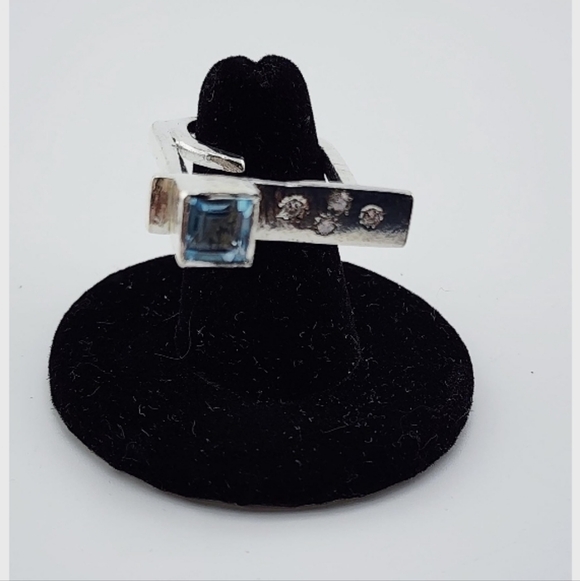 BLUE TOPAZ AVANT-GARDE HANDMADE STERLING SILVER METAL 5.5 - Picture 2 of 6